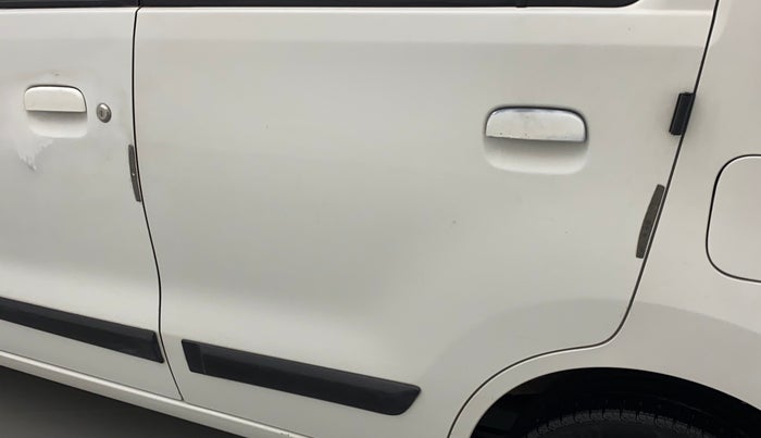 2017 Maruti Wagon R 1.0 VXI, CNG, Manual, 73,084 km, Rear left door - Slightly dented