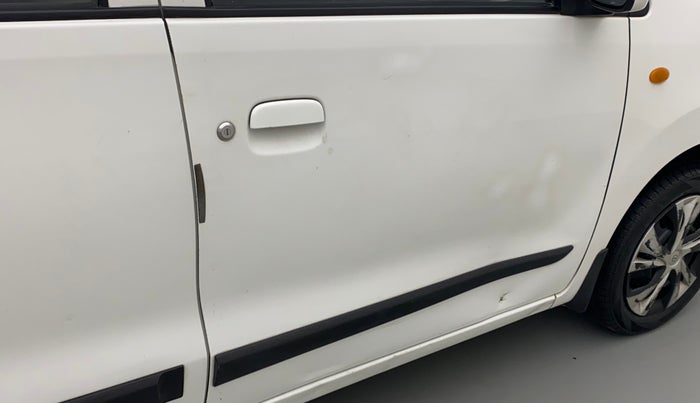 2017 Maruti Wagon R 1.0 VXI, CNG, Manual, 73,084 km, Driver-side door - Slightly dented