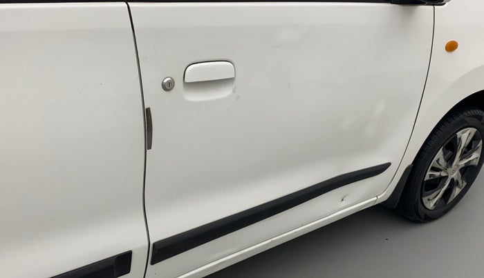 2017 Maruti Wagon R 1.0 VXI, CNG, Manual, 73,084 km, Driver-side door - Slightly rusted