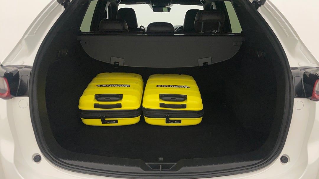 2021 Mazda CX-5 Akera (awd), Automatic, 61017 km, Boot Inside View with Luggage