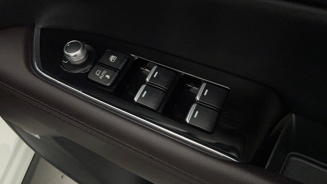 2021 Mazda CX-5 Akera (awd), Automatic, 61017 km, Drivers Side Door Panel Controls