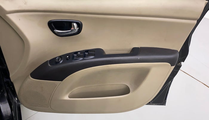 2010 Hyundai i10 MAGNA 1.2, Petrol, Manual, 85,321 km, Driver Side Door Panels Control
