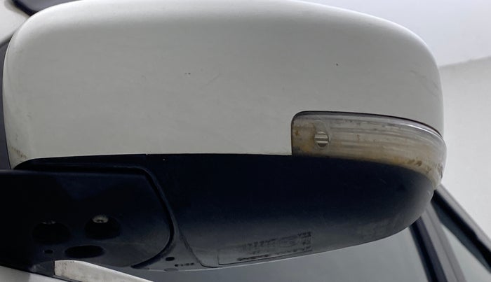 2019 Maruti New Wagon-R ZXI 1.2 old, CNG, Manual, 93,341 km, Left rear-view mirror - Indicator light has minor damage