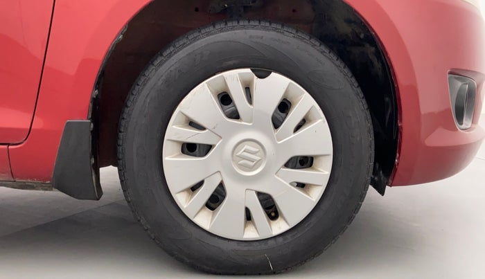 2012 Maruti Swift VXI D, Petrol, Manual, 35,800 km, Right Front Wheel