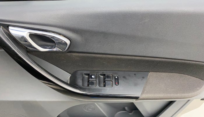 2018 Tata TIGOR XZ PLUS PETROL, Petrol, Manual, 66,709 km, Right front window switch / handle - Master window function not working