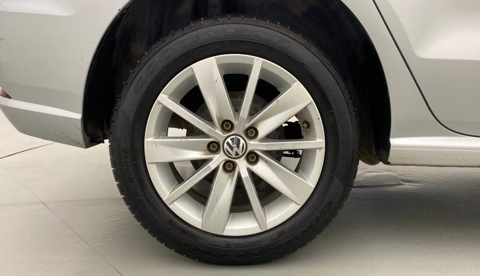 2016 Volkswagen Ameo HIGHLINE 1.2, Petrol, Manual, 55,350 km, Right Rear Wheel