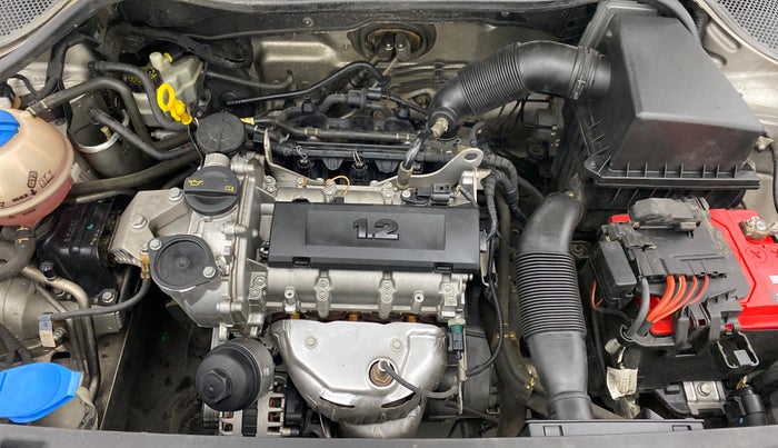 2016 Volkswagen Ameo HIGHLINE 1.2, Petrol, Manual, 55,350 km, Open Bonet