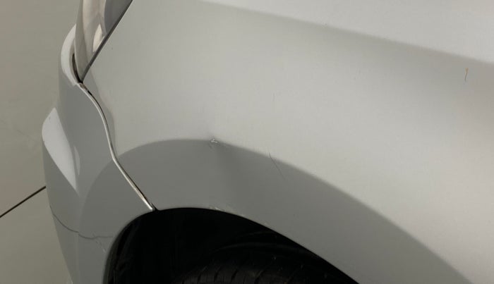 2016 Volkswagen Ameo HIGHLINE 1.2, Petrol, Manual, 55,350 km, Left fender - Slightly dented