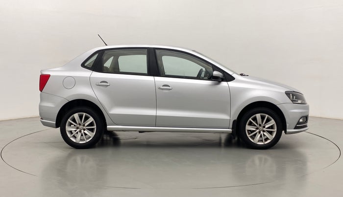 2016 Volkswagen Ameo HIGHLINE 1.2, Petrol, Manual, 55,350 km, Right Side View