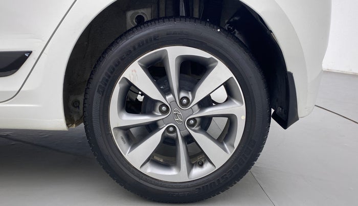 2017 Hyundai Elite i20 ASTA 1.2 (O), Petrol, Manual, 17,988 km, Left Rear Wheel