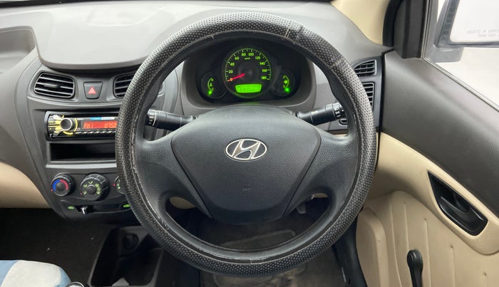 2012 Hyundai Eon D-LITE+, Petrol, Manual, 31,576 km, Steering Wheel Close Up
