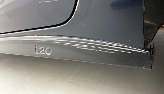 2021 Hyundai NEW I20 SPORTZ 1.2 AT, Petrol, Automatic, 12,665 km, Left running board - Minor scratches