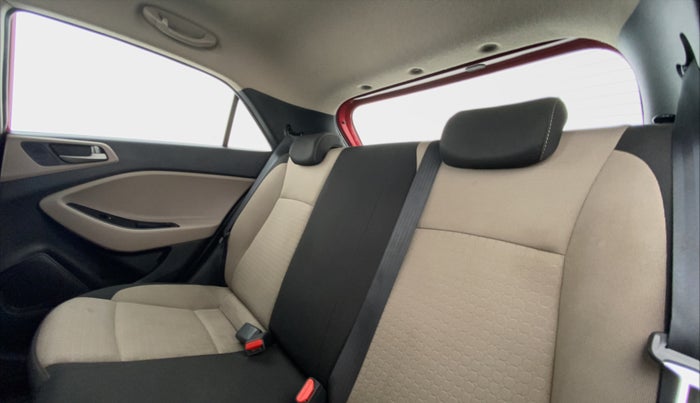 2016 Hyundai Elite i20 ASTA 1.2, Petrol, Manual, 46,103 km, Right Side Rear Door Cabin