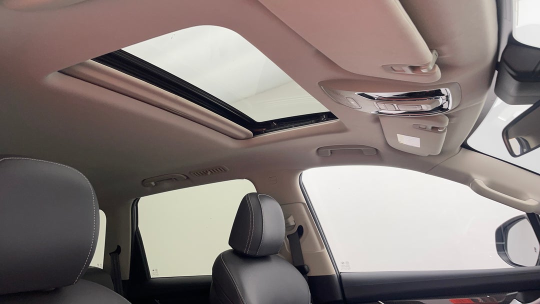 Interior Sunroof/Moonroof