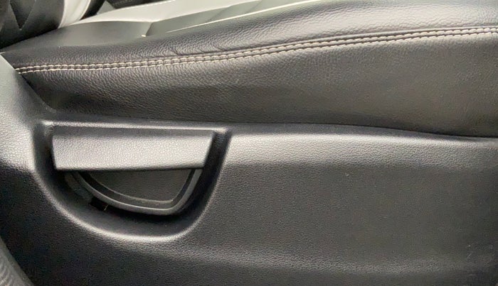 2019 Hyundai NEW SANTRO 1.1 SPORTS AMT, Petrol, Automatic, 29,945 km, Driver Side Adjustment Panel