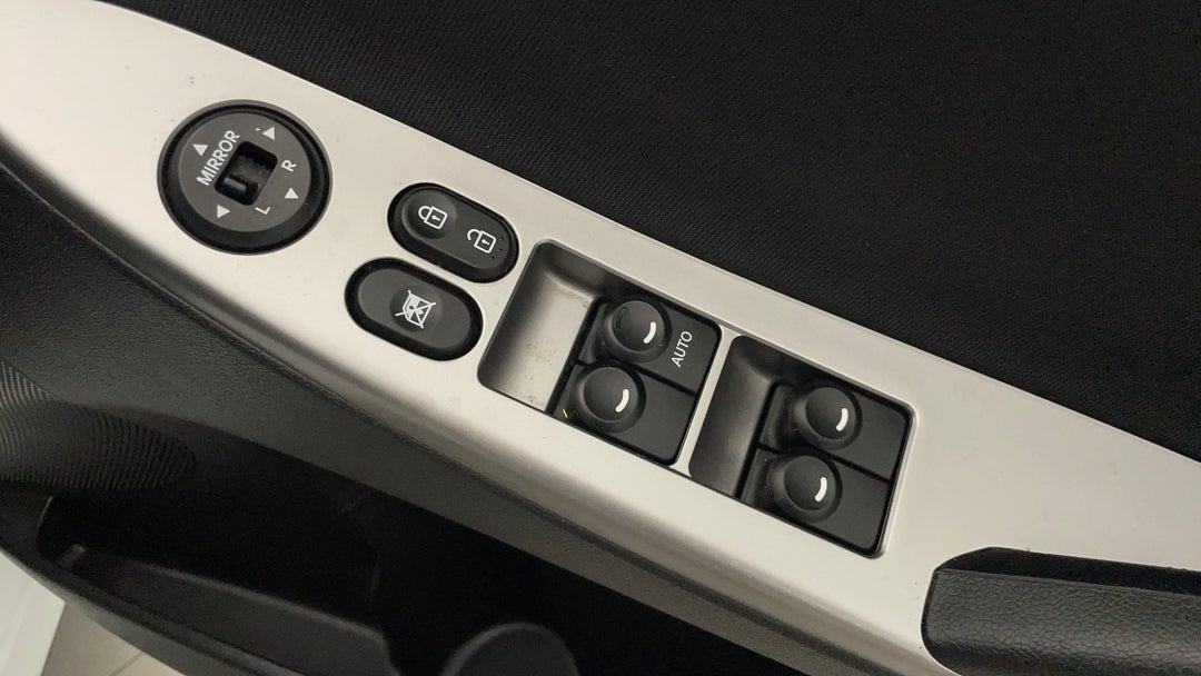 2019 Hyundai Accent Sport, Automatic, 103942 km, Drivers Side Door Panel Controls