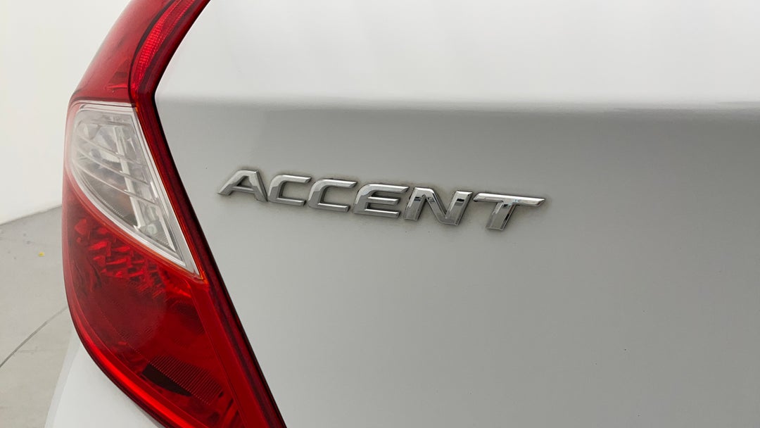 2019 Hyundai Accent Sport, Automatic, 103942 km, Badge (Boot Left Side)