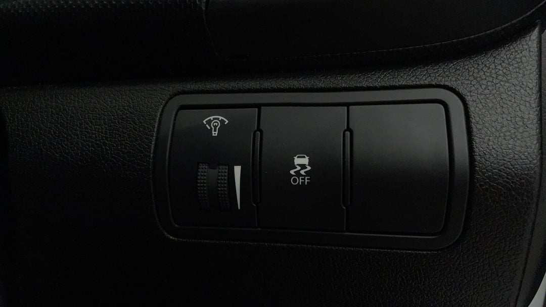 2019 Hyundai Accent Sport, Automatic, 103942 km, Utility Switches/Buttons