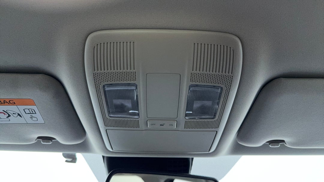 On-Roof Controls/Sunglass holder