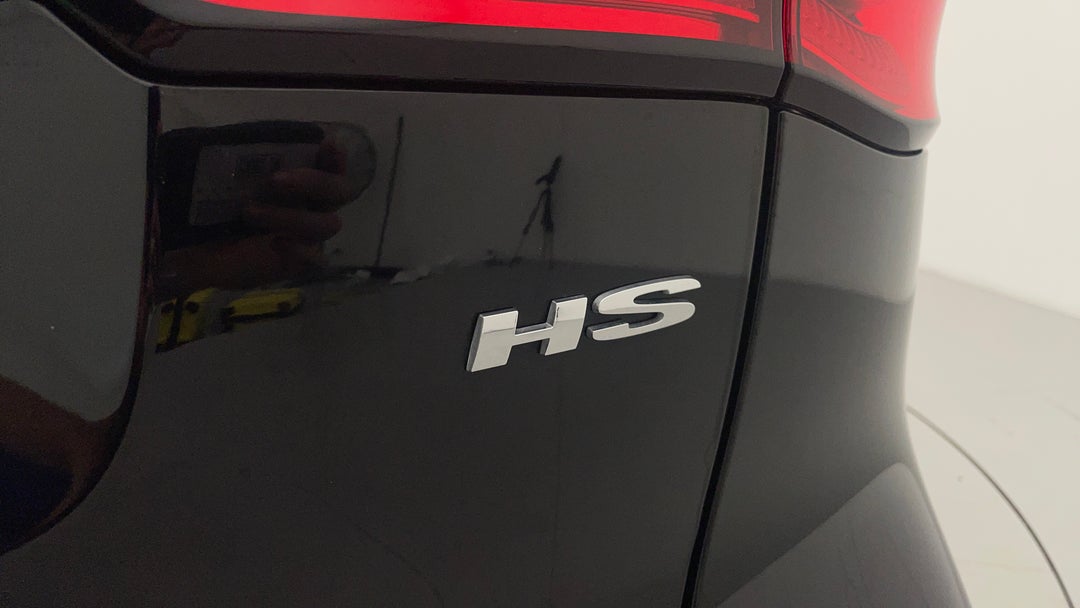 2022 MG HS Excite, Automatic, 23939 km, Badge (Boot Right Side)