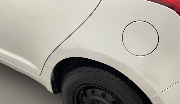 2011 Maruti Swift VXI, Petrol, Manual, 46,265 km, Left quarter panel - Minor scratches