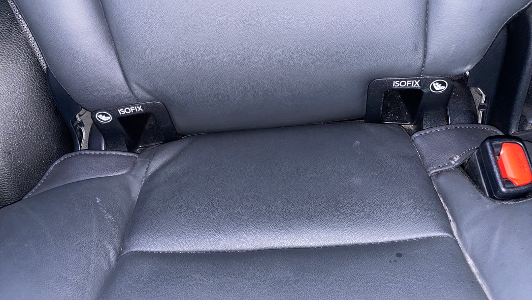 2017 Toyota RAV4 Cruiser (4x4), Automatic, 74102 km, Child Seat Anchor Points