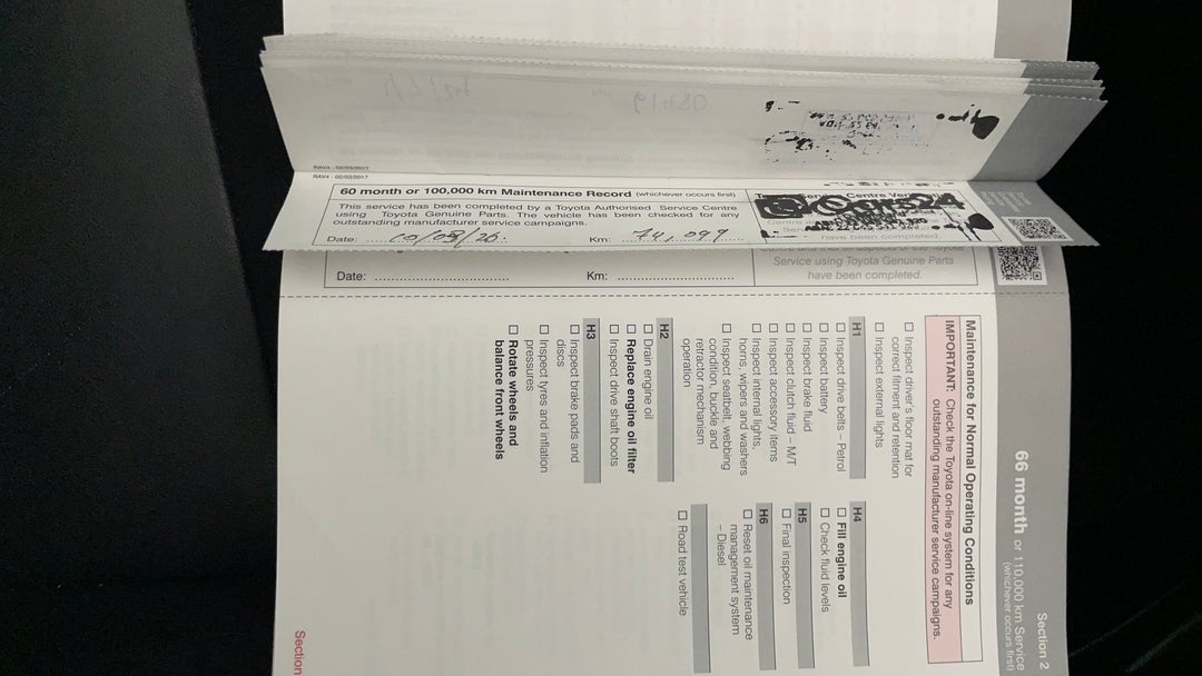 2017 Toyota RAV4 Cruiser (4x4), Automatic, 74102 km, Service History