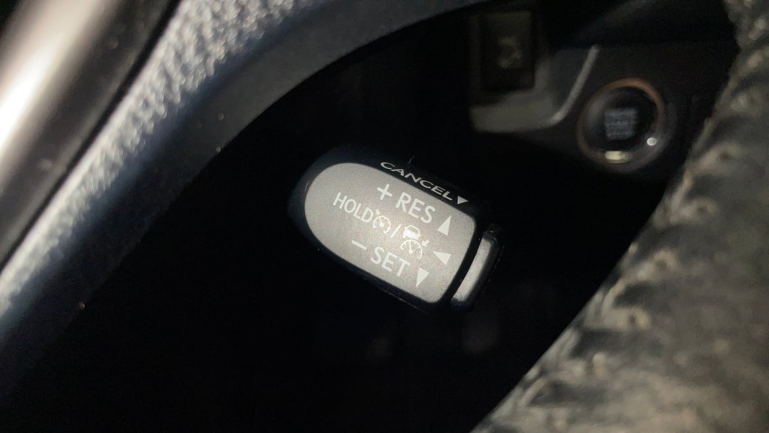 2017 Toyota RAV4 Cruiser (4x4), Automatic, 74102 km, Cruise Control