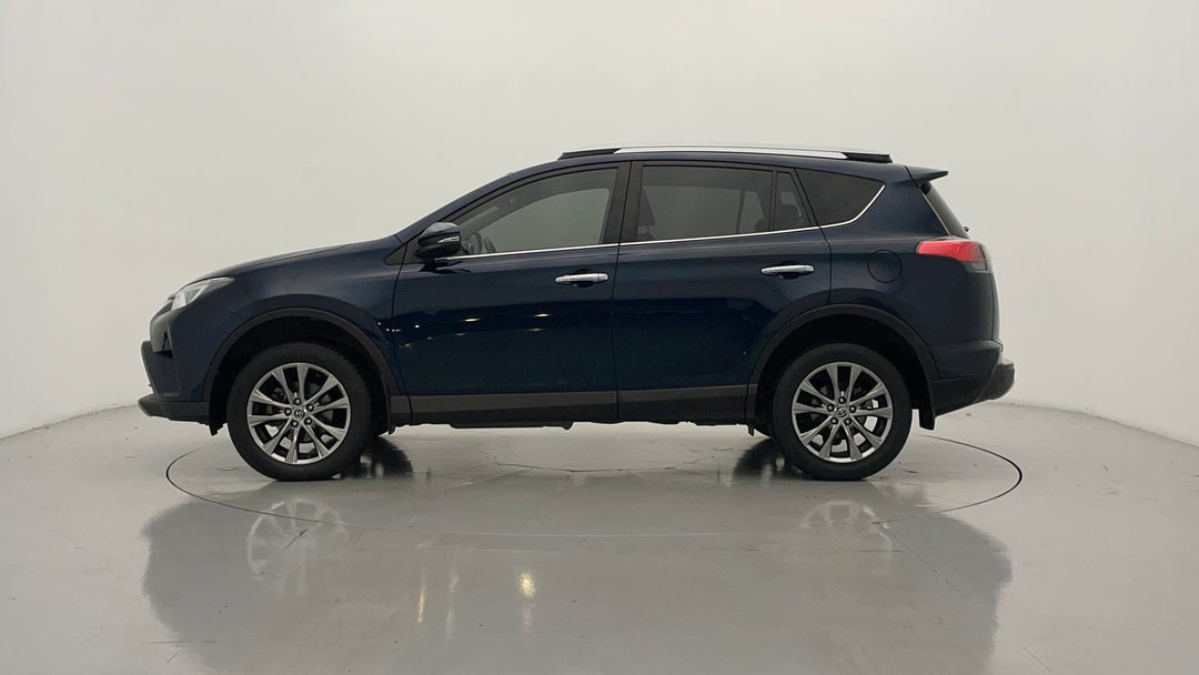 2017 Toyota RAV4 Cruiser (4x4), Automatic, 74102 km, Left Side View