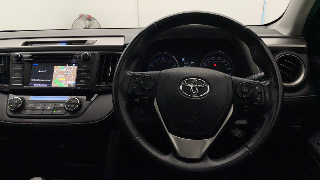 2017 Toyota RAV4 Cruiser (4x4), Automatic, 74102 km, Steering Wheel Close-up