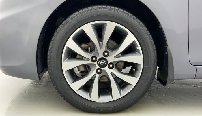 2013 Hyundai Verna FLUIDIC 1.6 SX CRDI, Diesel, Manual, 83,329 km, Left Front Wheel