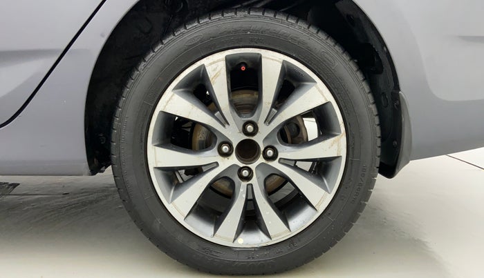 2013 Hyundai Verna FLUIDIC 1.6 SX CRDI, Diesel, Manual, 83,329 km, Left Rear Wheel