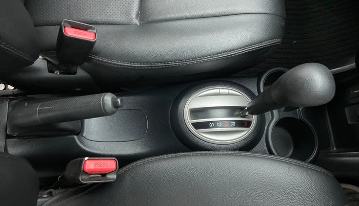 2016 Honda BR-V 1.5L I-VTEC V CVT, Petrol, Automatic, 36,726 km, Gear Lever