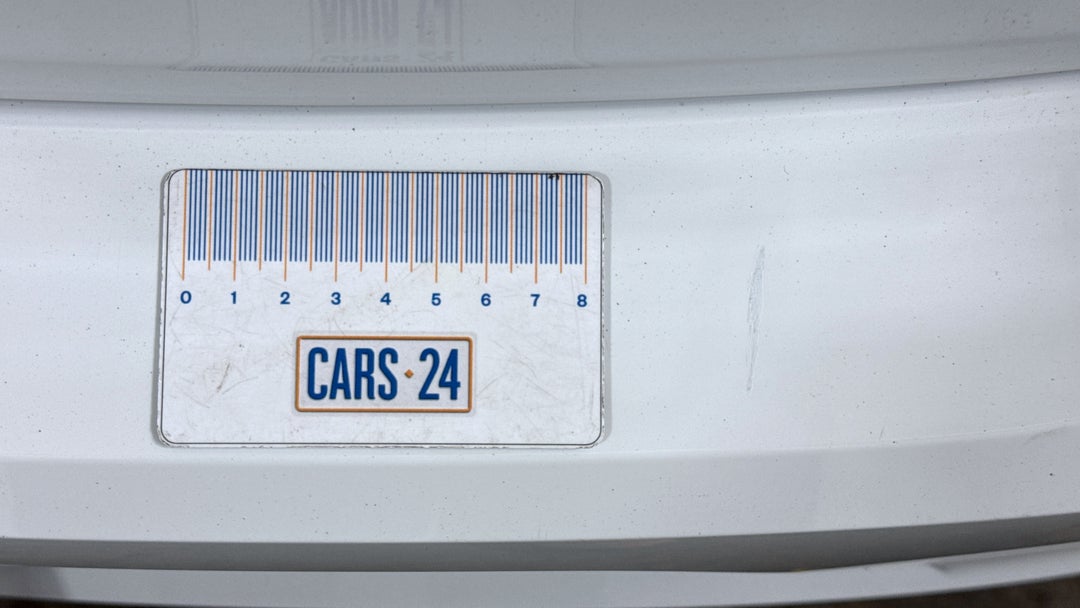 2016 Volkswagen Polo 81 Tsi Comfortline, Automatic, 68611 km, Bumper Rear Scratch