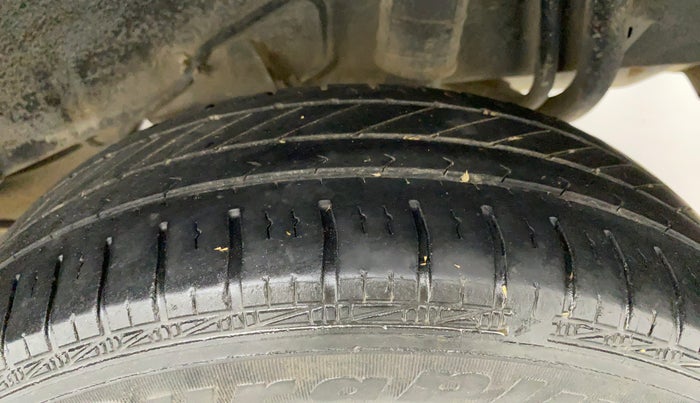 2014 Datsun Go T, Petrol, Manual, 61,002 km, Left Rear Tyre Tread