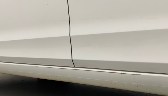 2017 Hyundai Elite i20 ASTA 1.2, Petrol, Manual, 45,159 km, Left running board - Minor scratches