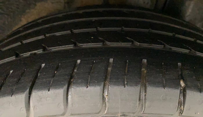 2017 Hyundai Elite i20 ASTA 1.2, Petrol, Manual, 45,159 km, Left Rear Tyre Tread