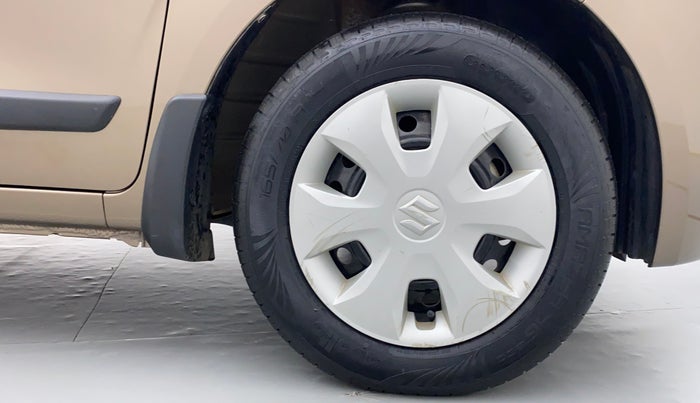2019 Maruti New Wagon-R VXI 1.2L, Petrol, Manual, 38,411 km, Right Front Tyre