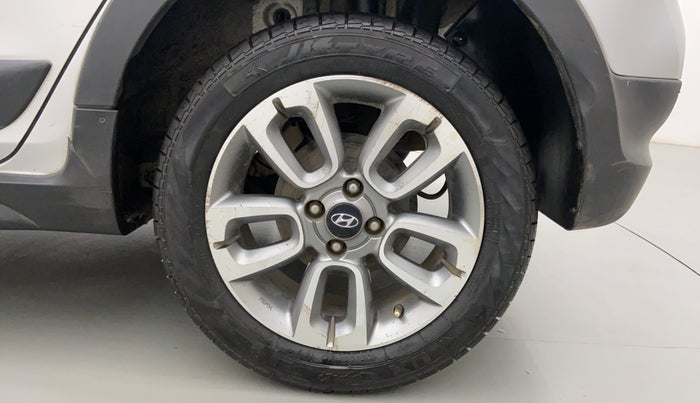 2015 Hyundai i20 Active 1.2 SX, Petrol, Manual, 71,709 km, Left Rear Wheel