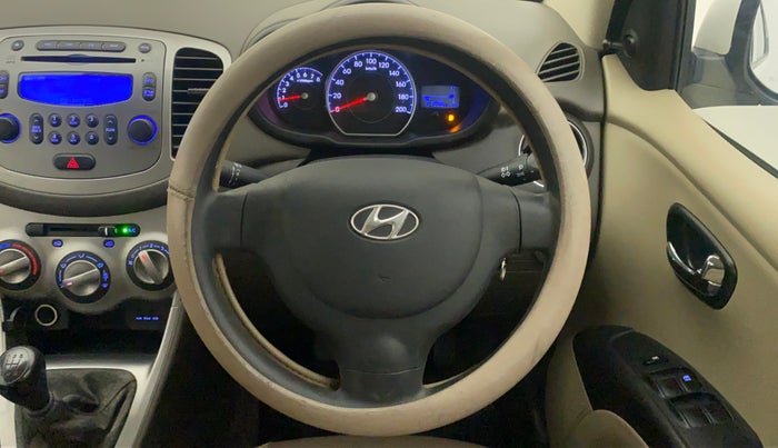 2014 Hyundai i10 SPORTZ 1.1, Petrol, Manual, 21,258 km, Steering Wheel Close Up