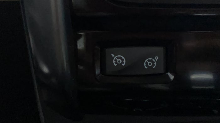 RENAULT DUSTER-Cruise Control