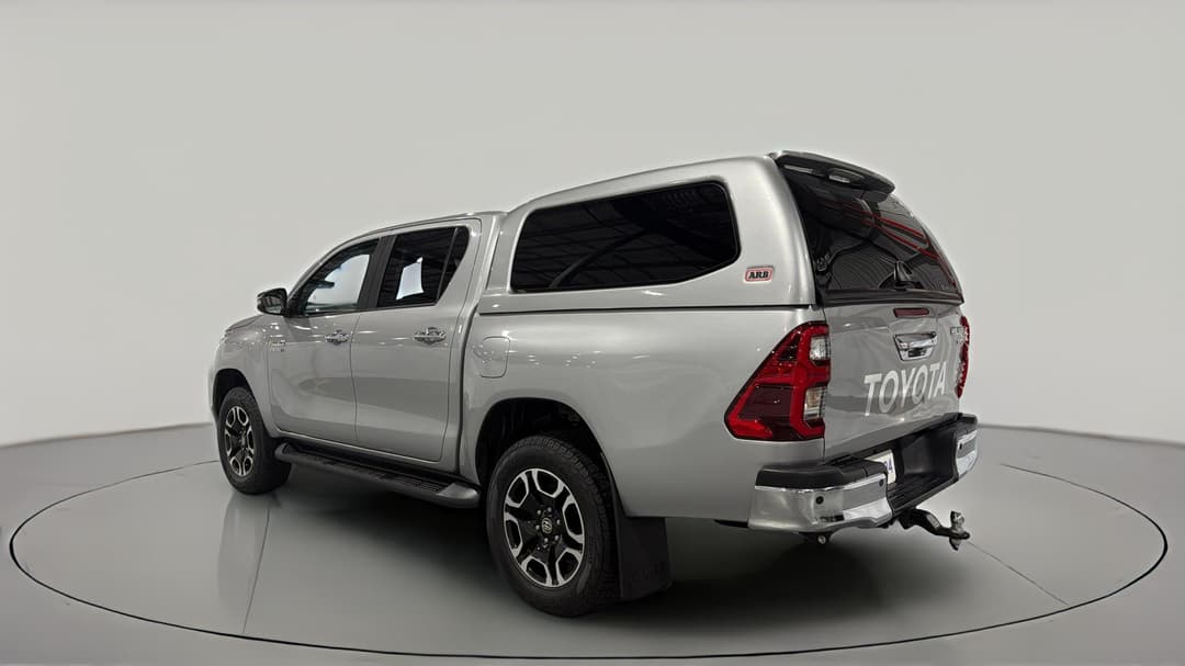 2021 Toyota Hilux Sr5 (4x4), Automatic, 80867 km, Left Back Diagonal (45- Degree) View