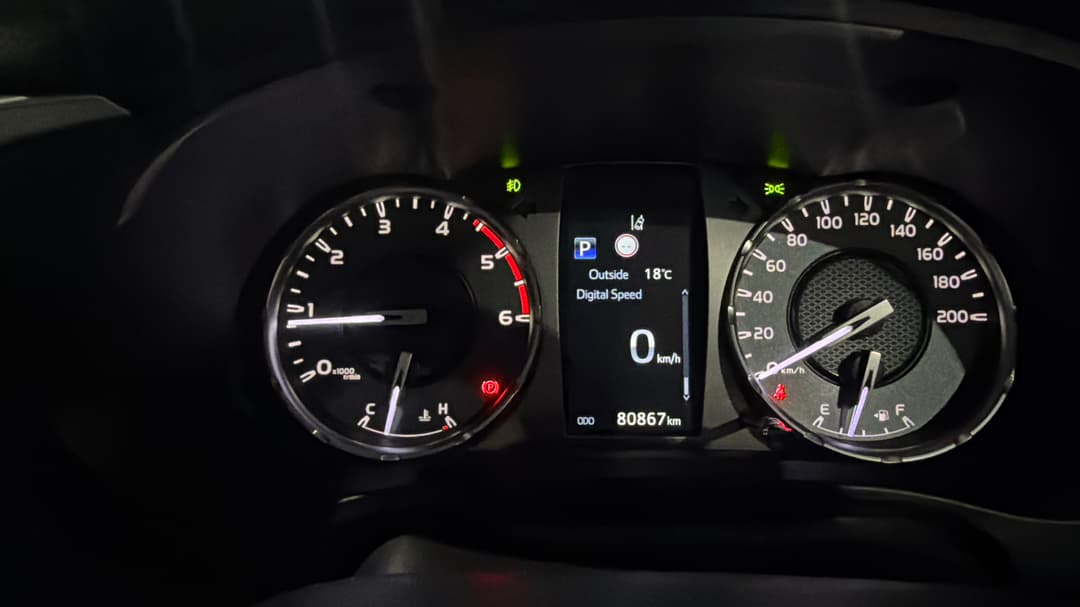 2021 Toyota Hilux Sr5 (4x4), Automatic, 80867 km, Odometer View