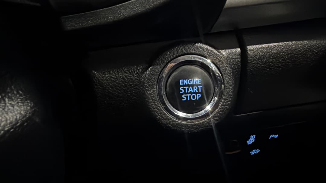 2021 Toyota Hilux Sr5 (4x4), Automatic, 80867 km, Keyless / Button Start