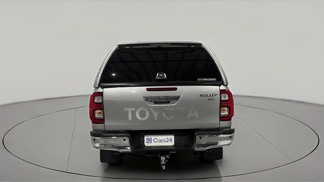 2021 Toyota Hilux Sr5 (4x4), Automatic, 80867 km, Back/Rear View