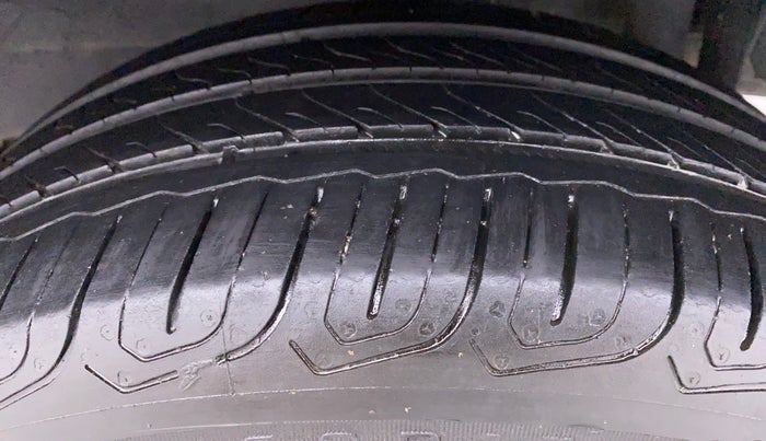 2018 Toyota YARIS J MT, Petrol, Manual, 61,783 km, Left Rear Tyre Tread