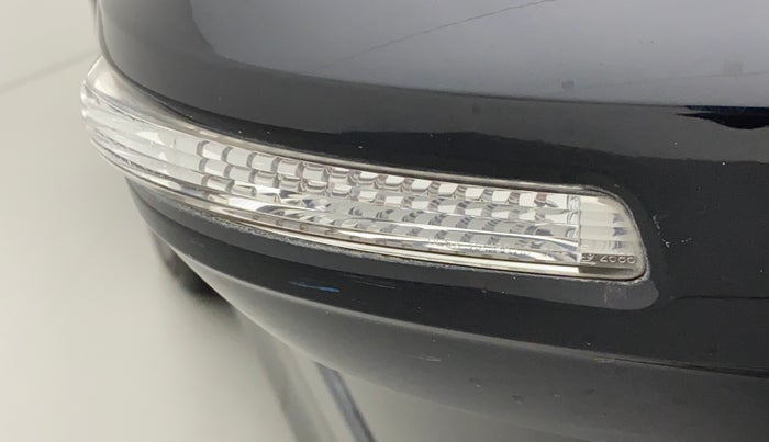 2011 Maruti Swift VXI, Petrol, Manual, 55,932 km, Right rear-view mirror - Indicator light not working