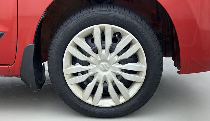 2013 Maruti Wagon R 1.0 VXI, Petrol, Manual, 45,434 km, Right Front Wheel