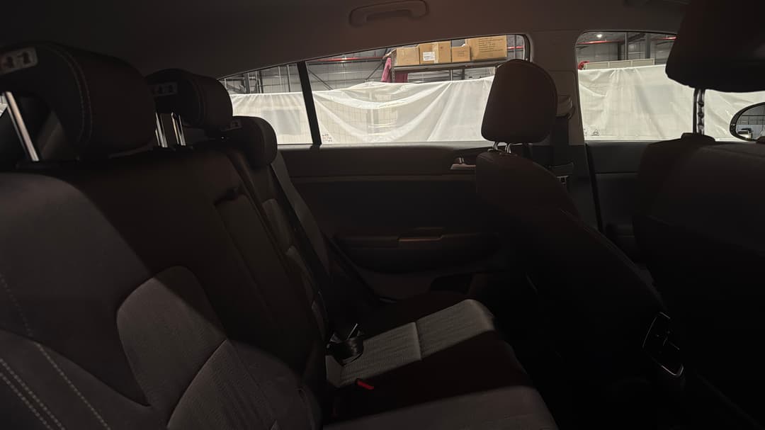 2018 Kia Sportage Si Premium (FWD), Automatic, 66949 km, Right Side Rear Door Cabin View
