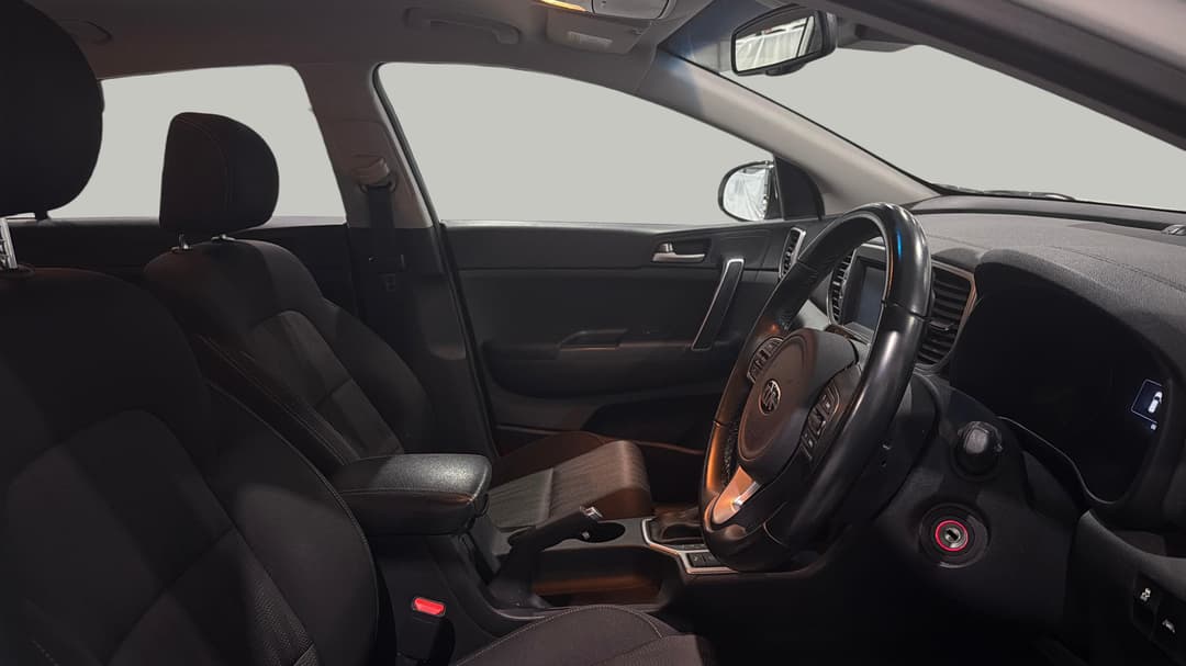 2018 Kia Sportage Si Premium (FWD), Automatic, 66949 km, Right Side Front Door Cabin View